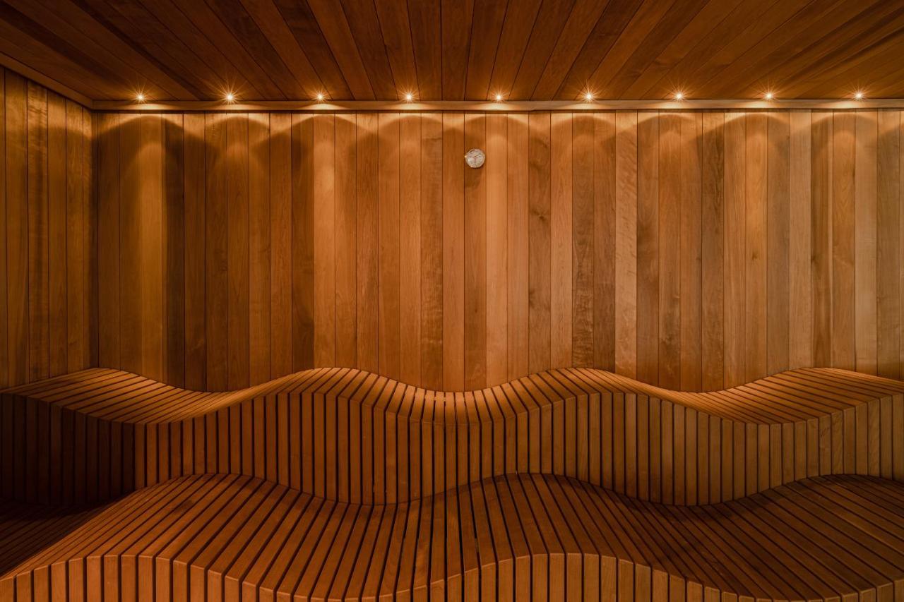 BELMONTE Hotel Krynica-Zdrój Exterior foto A modern Finnish sauna